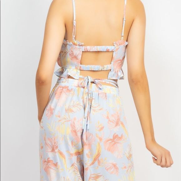 Tropical Ruffled Cut-Out Top & Pants Set - Picture 2 of 5
